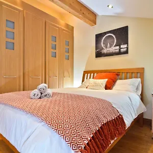 Thames View House Surrey Quays 3* London